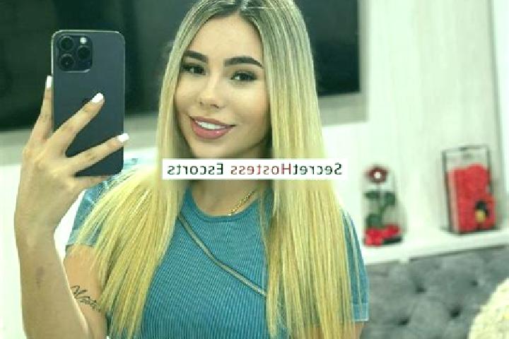 Sienna, 20 — Escort in Santo Domingo, Panama