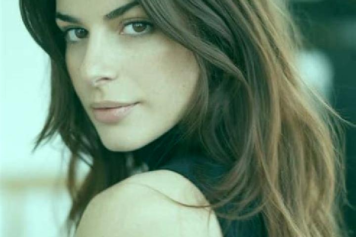 Sienna, 21, a auburn brown-eyed caribbean companion based in Alsoberecki. Offering Duos, Domination, Travel Companion, Striptease. Available for incall and o...