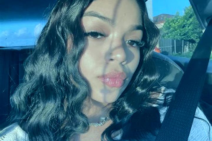 Sienna, 21, a auburn brown-eyed latina companion based in Kastel Stafilic. Offering Roleplay, Travel Companion, Fetish. Available for incall and outcall, ove...