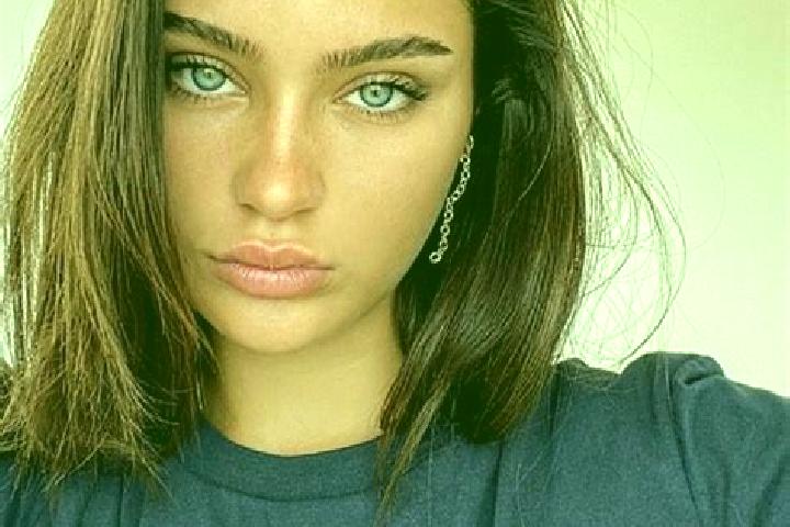 Sienna, 21, a brunette dark-eyed caribbean companion based in Palugal. Offering Striptease, Girlfriend Experience. Available for incall and outcall, overnigh...