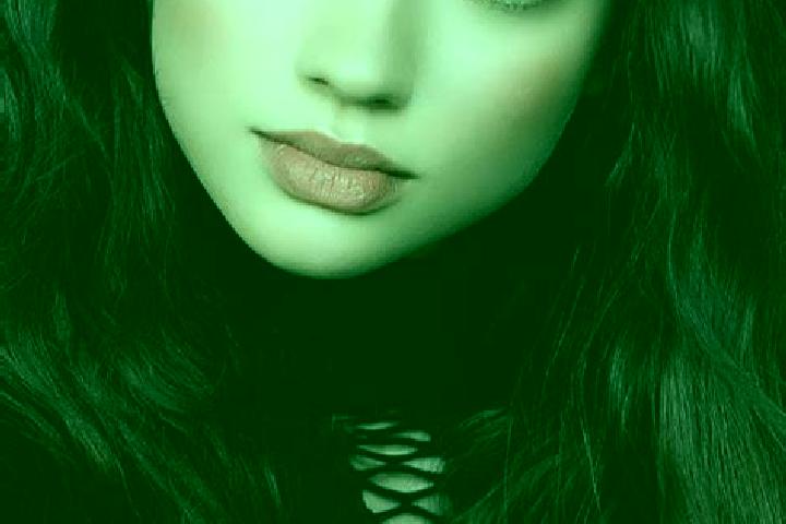 Sienna, 21, a brunette dark-eyed european companion based in Raamsdonk. Offering Duos, Girlfriend Experience, Deep French Kissing. Available for incall and o...