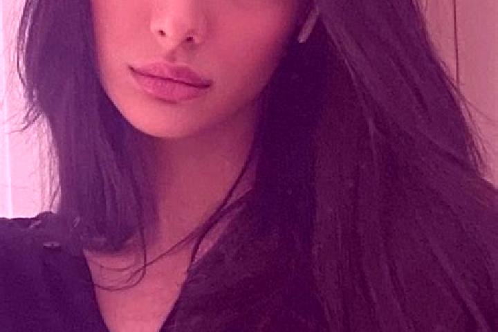 Sienna, 21, a chestnut dark-eyed middle eastern companion based in Cache Bay. Offering Travel Companion, GFE, Party Girl, Dinner Date. Available for incall a...