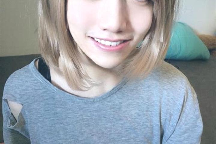 Sienna, 21, a platinum blonde brown-eyed asian companion based in Sartene. Offering CIM, Roleplay, A-Level, Girlfriend Experience. Available for incall and o...