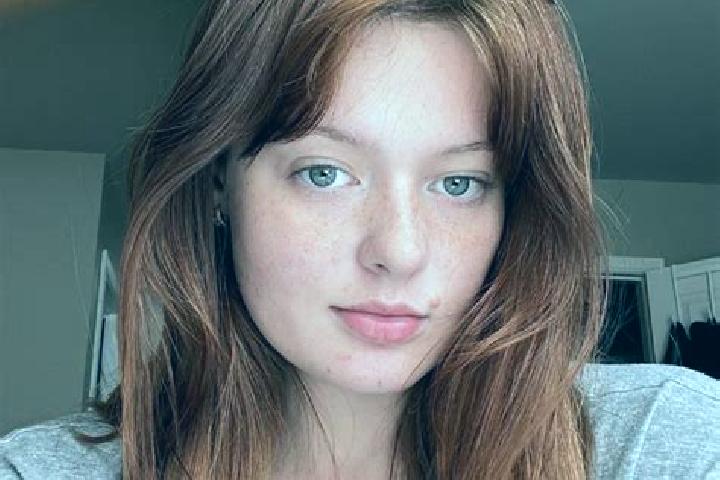 Sienna, 21, a red grey-eyed caribbean companion based in Balas. Offering Prostate Massage, 69, CIM. Available for incall and outcall, overnight bookings avai...