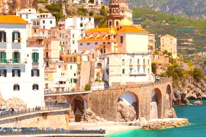 Sienna, 21 — Escort in Comparati, Italy