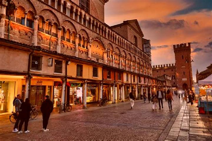 Sienna, 21 — Escort in Ferrara, Italy