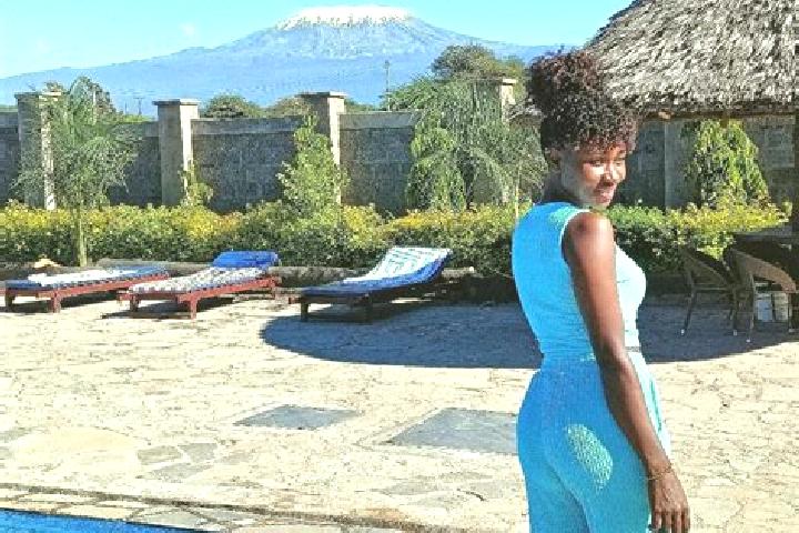 Sienna, 21 — Escort in Kimana, Kenya