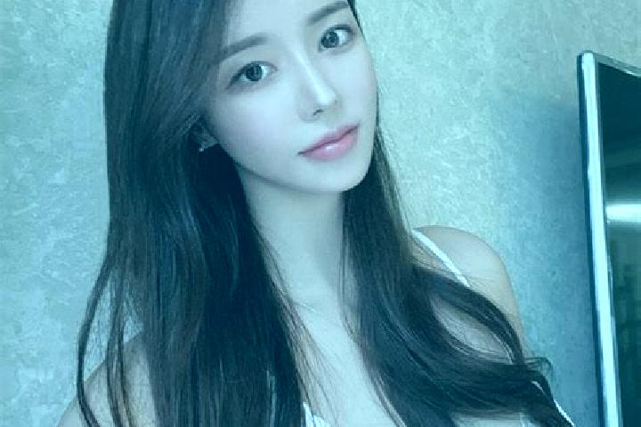 Sienna, 21 — Escort in Leigongta, China