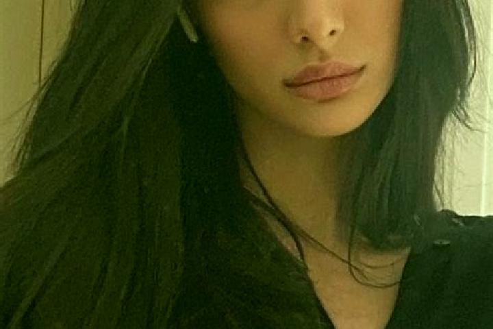 Sienna, 22, a black dark-eyed middle eastern companion based in Taissy. Offering Couples, 69, GFE, Striptease, BDSM. Available for incall and outcall, day an...