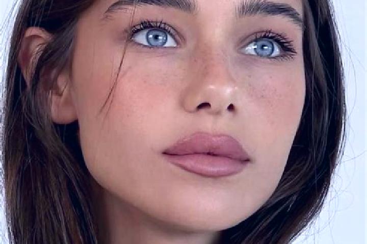 Sienna, 22, a brunette brown-eyed asian companion based in Pozdechov. Offering Fetish, Couples, Travel Companion, Dinner Date, Girlfriend Experience. Availab...
