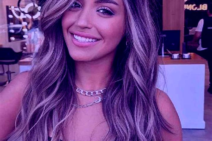 Sienna, 22, a dark blonde brown-eyed middle eastern companion based in Walhur. Offering Roleplay, Erotic Massage, Couples. Available for incall and outcall, ...