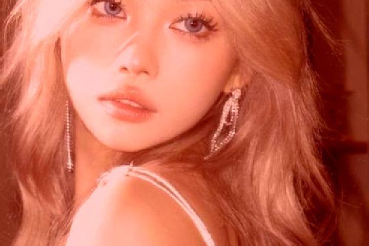 Sienna, 22, a dark blonde dark-eyed asian companion based in Repino. Offering CIM, Girlfriend Experience, Couples, Roleplay, 69. Available for incall and out...