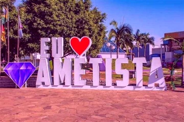Sienna, 22 — Escort in Ametista do Sul, Brazil