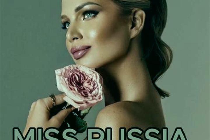 Sienna, 22 — Escort in Berkakit, Russia