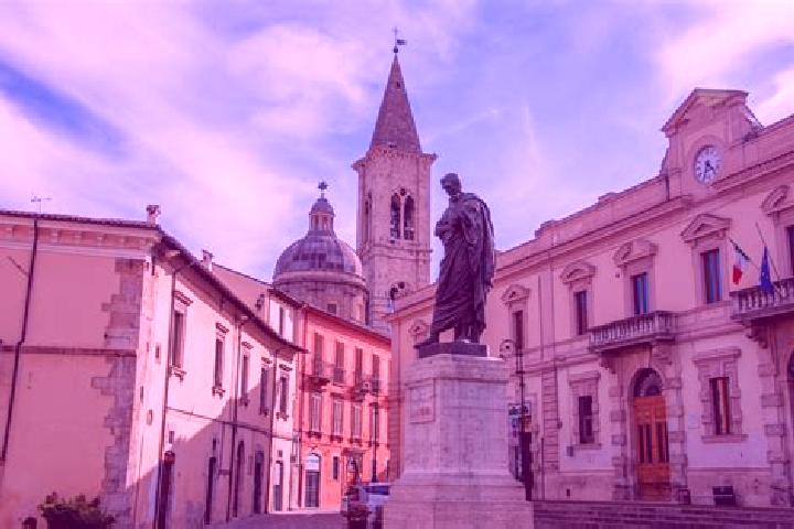 Sienna, 22 — Escort in Castiglione a Casauria, Italy