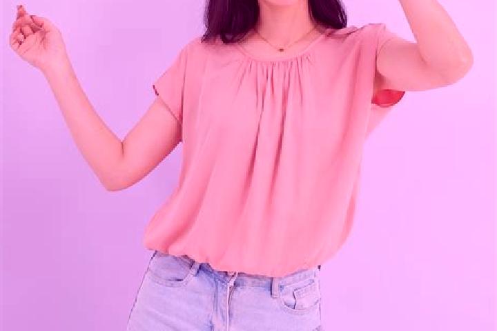 Sienna, 22 — Escort in Katha, Myanmar