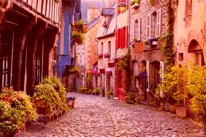 Sienna, 22 — Escort in Tuffe, France