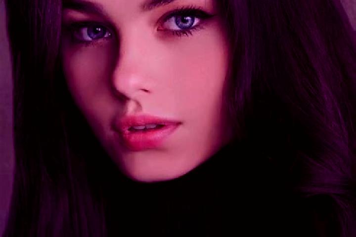 Sienna, 23, a red dark-eyed slavic companion based in Sheidow Park. Offering Domination, Deep French Kissing, Overnight, GFE. Available for incall and outcal...