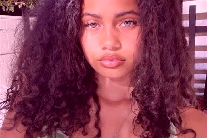 Sienna, 23, a red green-eyed mixed companion based in Muzhijie. Offering Massage, BDSM, Deep French Kissing, Couples. Available for incall and outcall, day a...