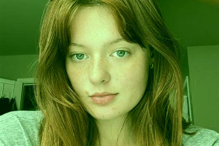 Sienna, 23, a red grey-eyed mediterranean companion based in Worcester. Offering A-Level. Available for incall and outcall, overnight bookings available.