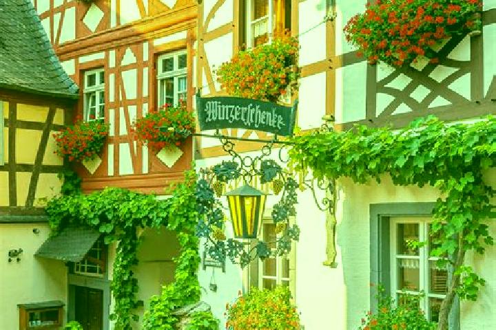 Sienna, 23 — Escort in Durbheim, Germany