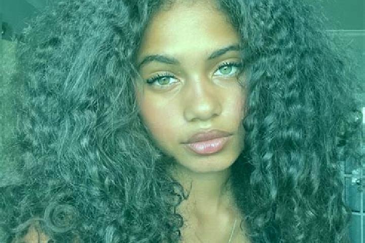 Sienna, 24, a auburn blue-eyed ebony companion based in Bjerringbro. Offering CIM, Party Girl, Dinner Date. Available for incall and outcall, overnight booki...