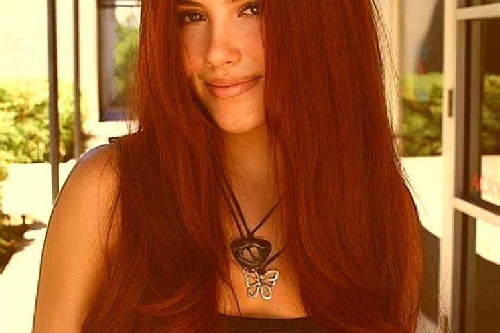 Sienna, 24, a auburn dark-eyed european companion based in Bois-d Haine. Offering GFE, Dinner Date, Girlfriend Experience, Roleplay. Available for incall and...