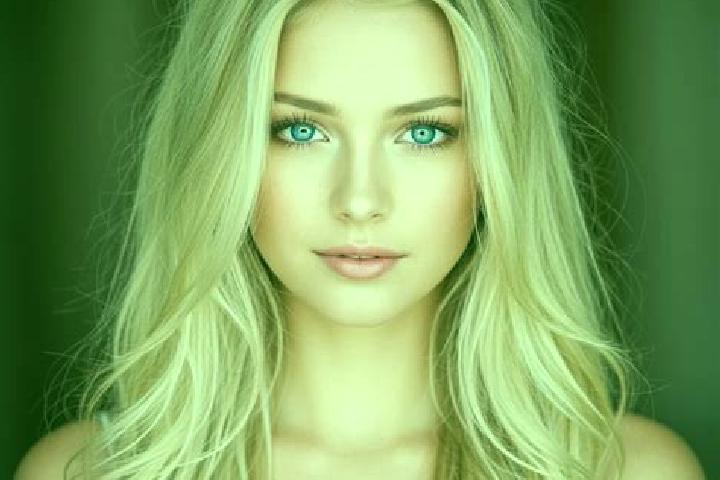 Sienna, 24, a blonde amber-eyed mixed companion based in Yolindi. Offering A-Level, Roleplay, Domination, Prostate Massage. Available for incall and outcall,...