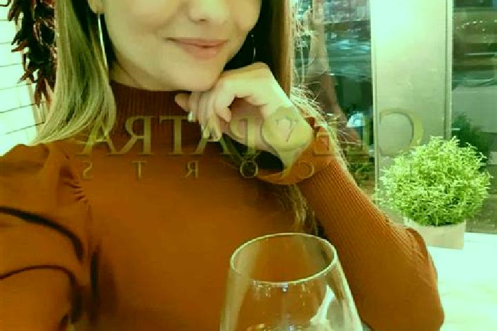 Sienna, 24, a blonde brown-eyed mediterranean companion based in Mottingen. Offering Overnight, Striptease, Dinner Date, OWO. Available for incall and outcal...