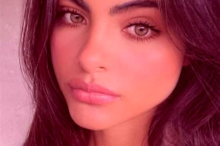 Sienna, 24, a brunette dark-eyed middle eastern companion based in Hadzhidimitrovo. Offering Overnight, Party Girl, Prostate Massage, Travel Companion, A-Lev...