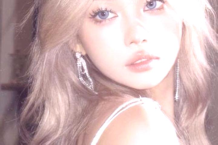 Sienna, 24, a dark blonde blue-eyed asian companion based in Satolas-et-Bonce. Offering Striptease, Dinner Date, CIM, A-Level. Available for incall and outca...