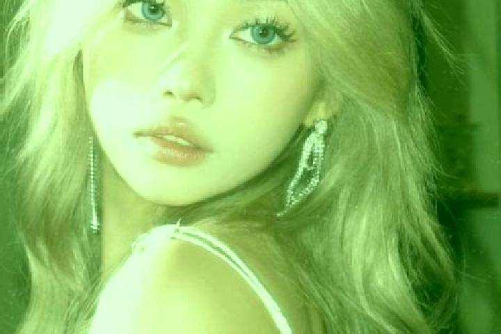 Sienna, 24, a platinum blonde hazel-eyed asian companion based in Soly. Offering Striptease, 69, Dinner Date, Massage. Available for incall and outcall, over...