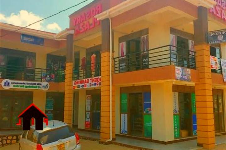 Sienna, 24 — Escort in Bweyogerere, Uganda