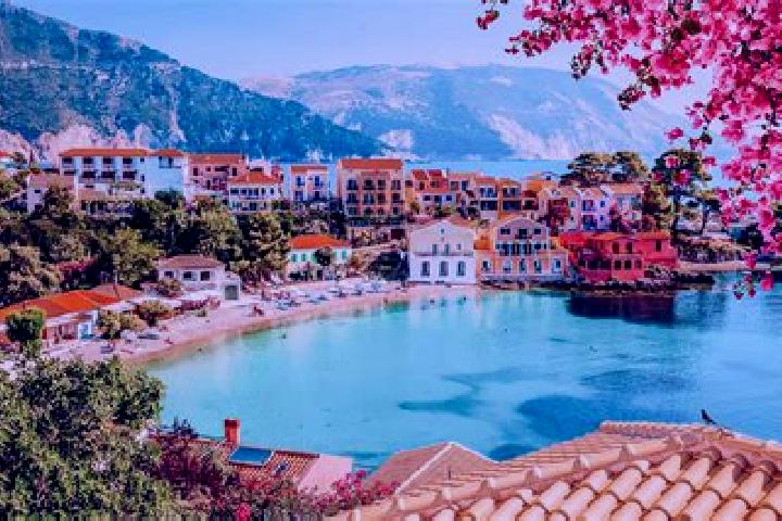 Sienna, 24 — Escort in Gefyroudi, Greece