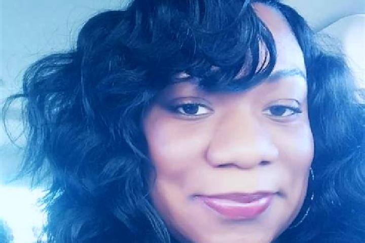 Sienna, 24 — Escort in Maywood Park, United States