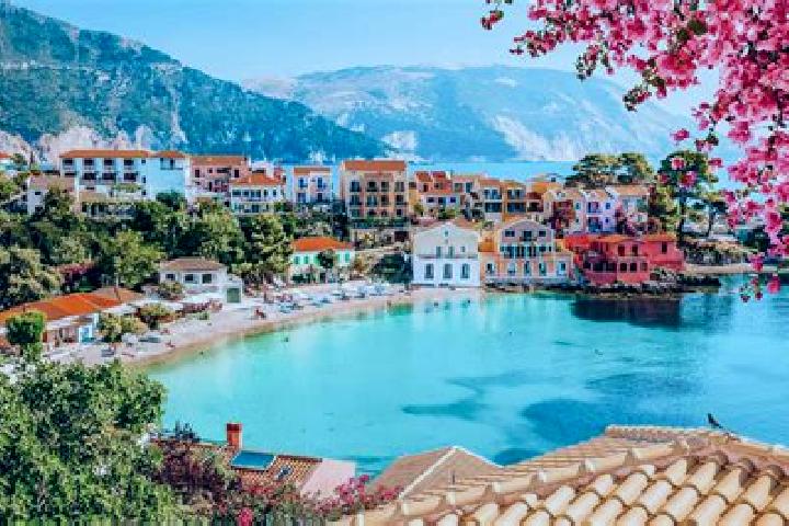 Sienna, 24 — Escort in Prasino, Greece
