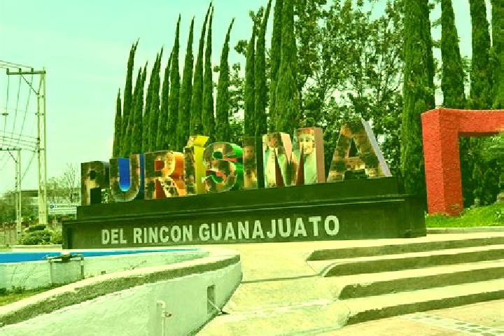 Sienna, 24 — Escort in Purisima de Bustos, Mexico