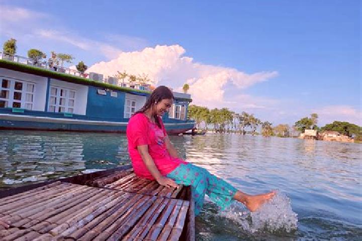 Sienna, 24 — Escort in Sunamganj, Bangladesh
