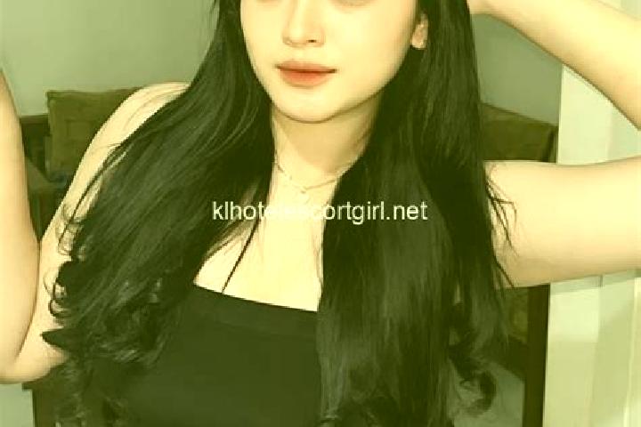 Sienna, 24 — Escort in Tiara, Indonesia