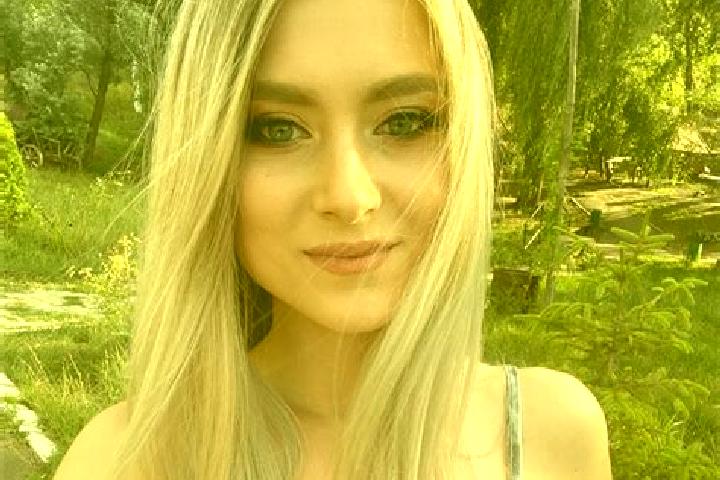 Sienna, 24 — Escort in Varaseni, Romania