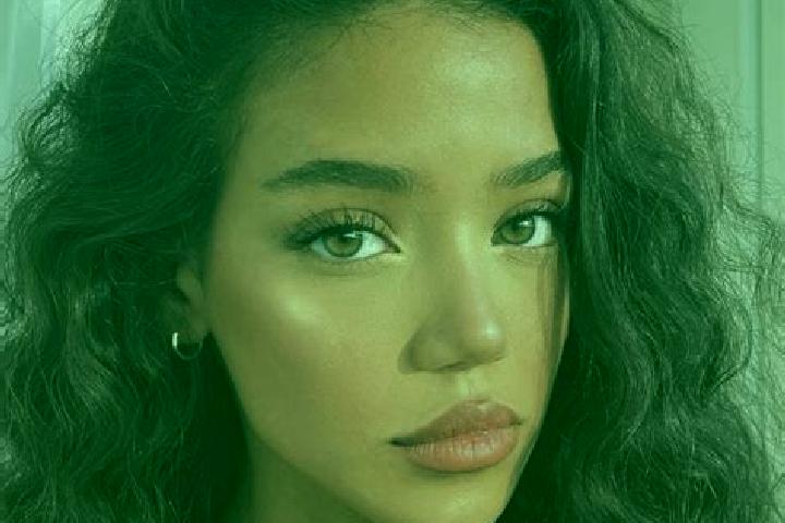 Sienna, 25, a black brown-eyed asian companion based in Kandersteg. Offering Girlfriend Experience, OWO. Available for incall and outcall, day and evening da...