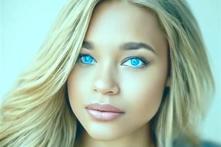 Sienna, 25, a blonde blue-eyed latina companion based in Iggesund. Offering Travel Companion, Duos, Roleplay. Available for incall and outcall, overnight boo...