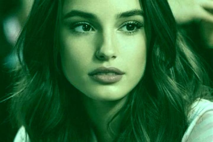 Sienna, 25, a brunette brown-eyed middle eastern companion based in Cowarts. Offering Roleplay, Prostate Massage, Party Girl, Girlfriend Experience, Deep Fre...