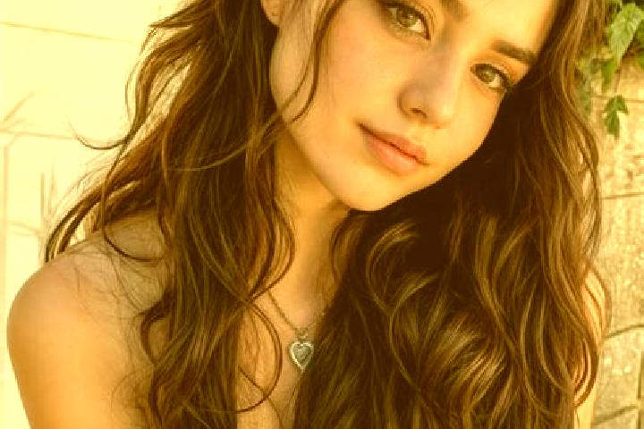Sienna, 25, a brunette hazel-eyed middle eastern companion based in Sao Jose. Offering Striptease, Couples, Party Girl, Girlfriend Experience. Available for ...