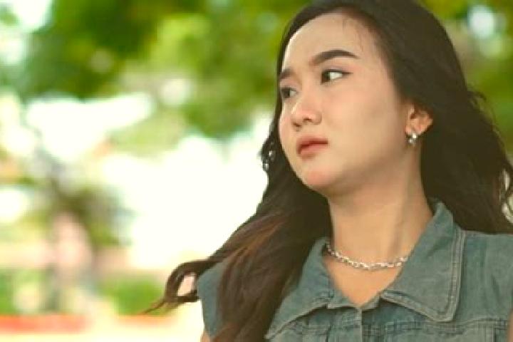 Sienna, 25 — Escort in Krajan Wonokerto, Indonesia