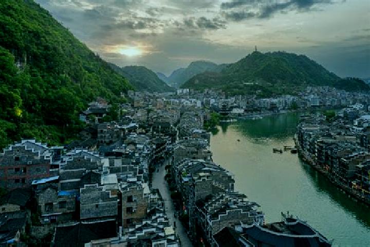 Sienna, 25 — Escort in Zhenyuan, China