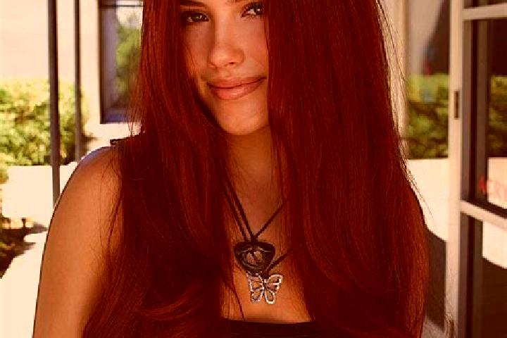 Sienna, 26, a auburn dark-eyed european companion based in Appilly. Offering Girlfriend Experience, Massage, Party Girl, Tantra, Fetish. Available for incall...