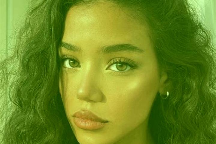 Sienna, 26, a black brown-eyed asian companion based in Urvan . Offering Couples, Striptease, OWO. Available for incall and outcall, day and evening dates.