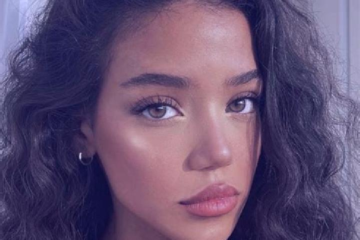 Sienna, 26, a black brown-eyed mediterranean companion based in Kozhanka. Offering Couples, CIM, Overnight, Tantra. Available for incall and outcall, overnig...