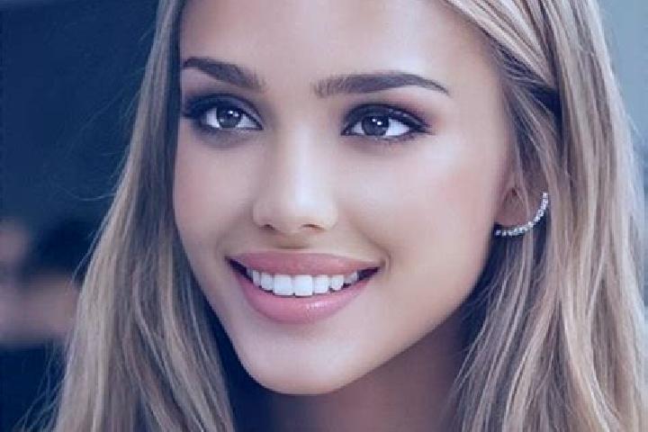 Sienna, 26, a blonde brown-eyed middle eastern companion based in Dos Torres. Offering GFE, Dinner Date, Domination, CIM. Available for incall and outcall, o...